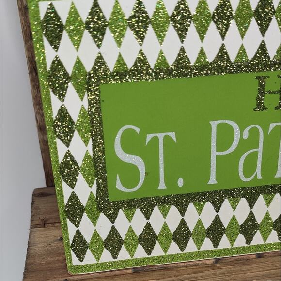 Collections‎ Green Glitter Happy St. Patrick's Day Wooden Tabletop Decor Sign - Picture 3 of 12